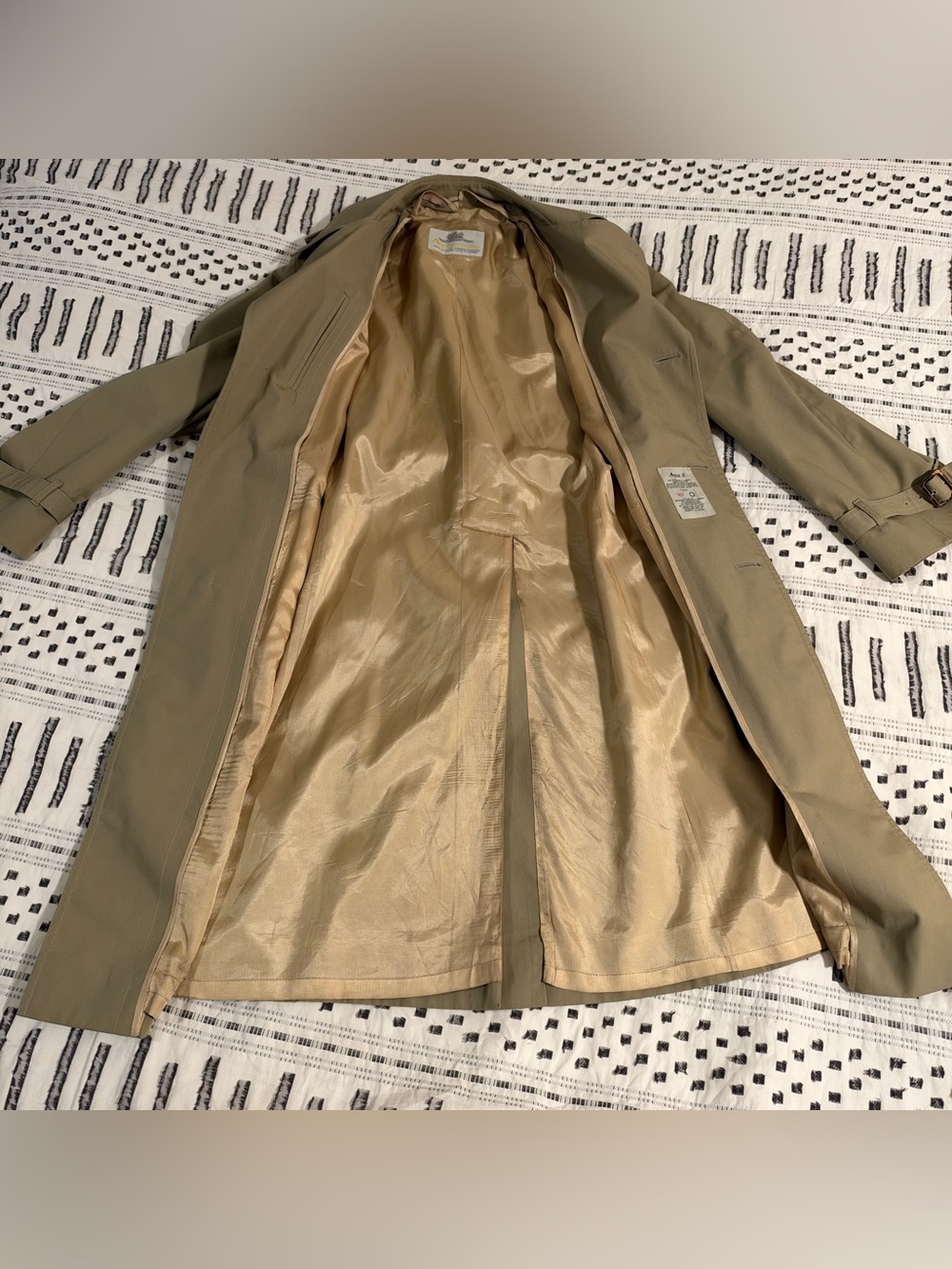 Vintage Aquascutum London Tan Trench Coat - Picture 5 of 13